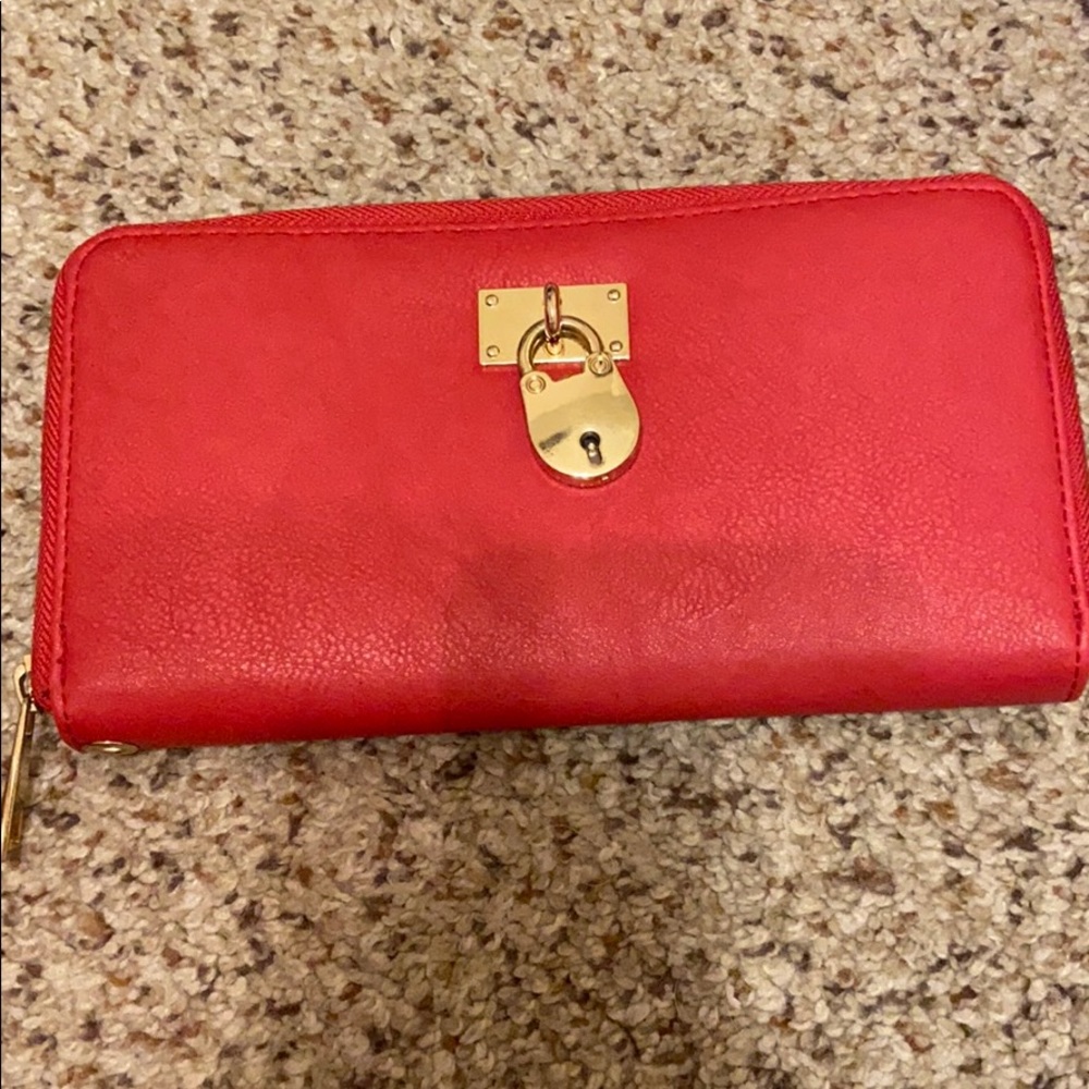 Red wallet!!